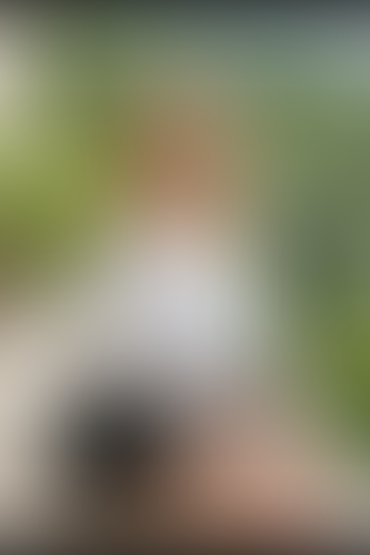Blurred content preview