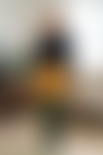 Blurred content preview